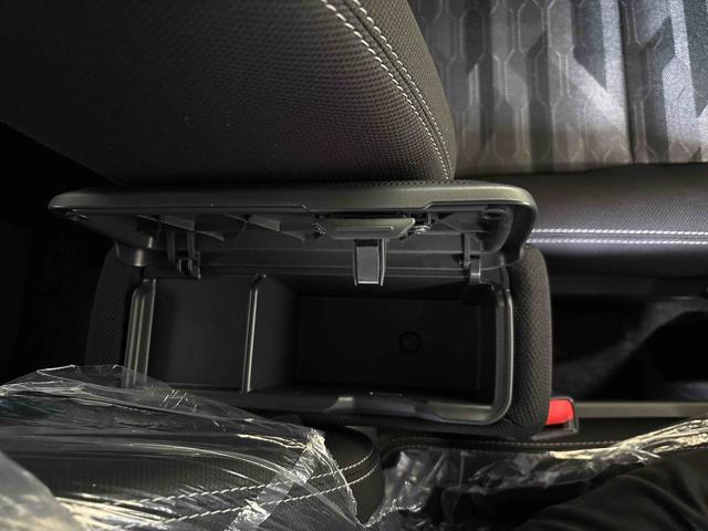 タフトＧ　クロムベンチャー４ＷＤ　純正ナビ　バックカメラ　ステアリングスイッチ　ＬＥＤヘッドライト／フォグランプ　オートエアコン／ライト／電動ドアミラー／ハイビーム　電動パーキングブレーキ　両側シートヒーター　コーナーセンサー（秋田県）の中古車