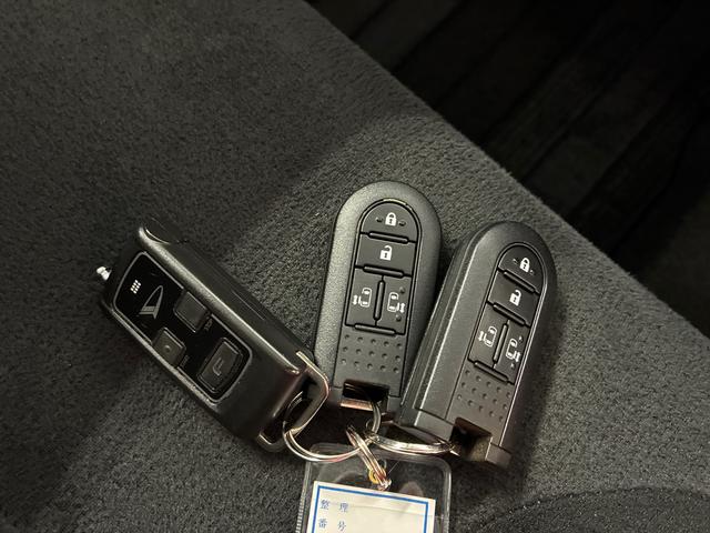 ムーヴキャンバスＧブラックアクセントリミテッド　ＳＡIII４ＷＤ　純正ナビ　パノラマモニター　ステアリングスイッチ　両側電動スライドドア　チルトステアリング　純正ドライブレコーダー　リモコンエンジンスターター　ＬＥＤヘッドライト／フォグランプ（秋田県）の中古車