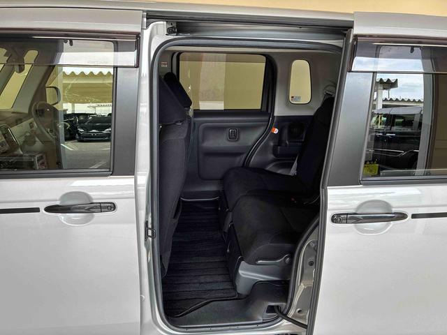 ムーヴキャンバスＧブラックアクセントリミテッド　ＳＡIII４ＷＤ　純正ナビ　パノラマモニター　ステアリングスイッチ　両側電動スライドドア　チルトステアリング　純正ドライブレコーダー　リモコンエンジンスターター　ＬＥＤヘッドライト／フォグランプ（秋田県）の中古車