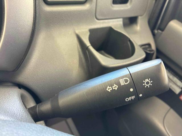 ハイゼットカーゴクルーズターボリミテッドパートタイム4WD 5速マニュアル 純正ナビ キーレスエントリー ハロゲンヘッド/フォグランプ マニュアルエアコン 電動格納式ドアミラー 両側スライドドア パワーウィンドウ デュアルエアバッグ(秋田県)の中古車