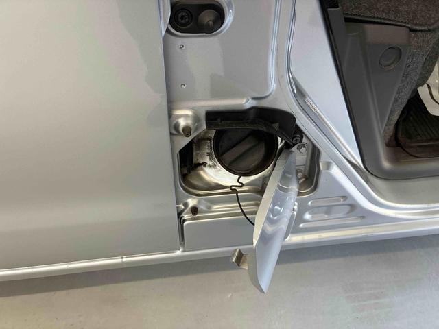 ハイゼットカーゴクルーズターボリミテッドパートタイム4WD 5速マニュアル 純正ナビ キーレスエントリー ハロゲンヘッド/フォグランプ マニュアルエアコン 電動格納式ドアミラー 両側スライドドア パワーウィンドウ デュアルエアバッグ(秋田県)の中古車