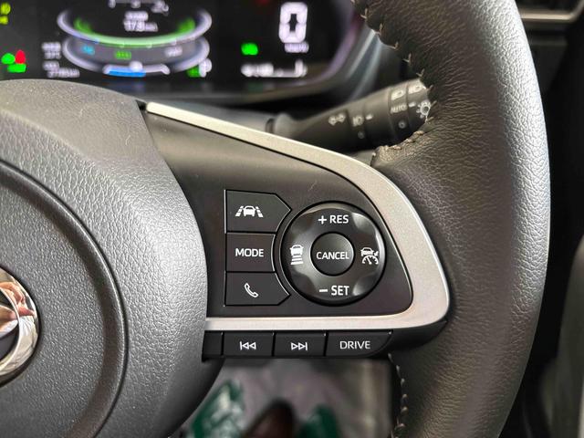ロッキープレミアムG HEVディスプレイオーディオ パノラマモニター ステアリングスイッチ 電動パーキングブレーキ コーナーセンサー クルーズコントロール フロントシールドディアイサー バックフォグランプ チルトステアリング(秋田県)の中古車