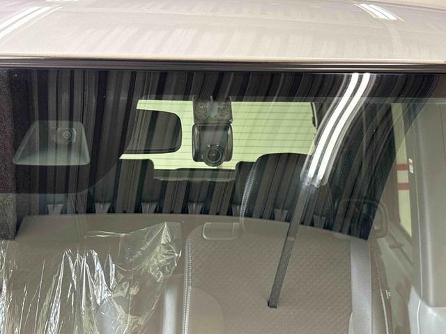 タントカスタムＸ４ＷＤ　純正ナビ　バックカメラ　ステアリングスイッチ　ドライブレコーダー　ＴＶコントロールキット　ＥＴＣ　両側電動スライドドア　両側シートヒーター　オートエアコン／ライト／ハイビーム／電動ドアミラー（秋田県）の中古車