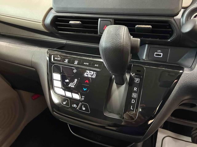 デイズX4WD 衝突安全防止機能 ナビ 全周囲カメラ ETC キーフリー オートエアコン/ライト ハロゲンヘッドランプ チルトステアリング シートリフター 電動格納式ドアミラー 社外14インチアルミホイール(秋田県)の中古車