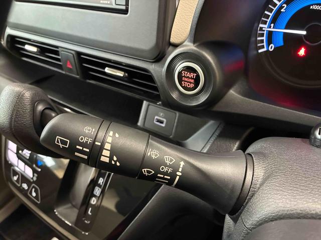 デイズX4WD 衝突安全防止機能 ナビ 全周囲カメラ ETC キーフリー オートエアコン/ライト ハロゲンヘッドランプ チルトステアリング シートリフター 電動格納式ドアミラー 社外14インチアルミホイール(秋田県)の中古車