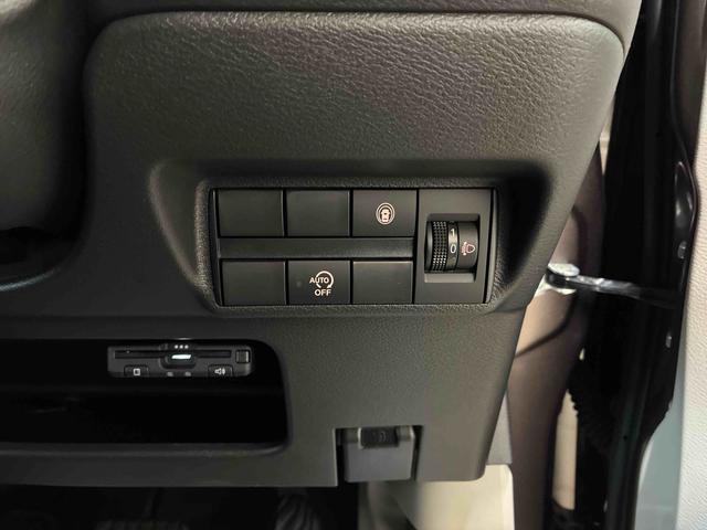 デイズX4WD 衝突安全防止機能 ナビ 全周囲カメラ ETC キーフリー オートエアコン/ライト ハロゲンヘッドランプ チルトステアリング シートリフター 電動格納式ドアミラー 社外14インチアルミホイール(秋田県)の中古車