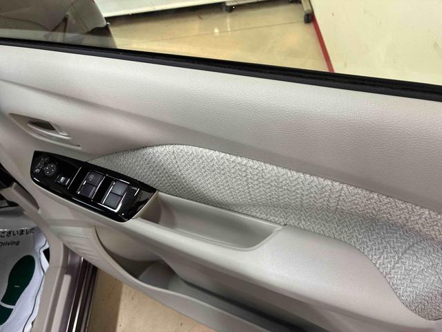 デイズX4WD 衝突安全防止機能 ナビ 全周囲カメラ ETC キーフリー オートエアコン/ライト ハロゲンヘッドランプ チルトステアリング シートリフター 電動格納式ドアミラー 社外14インチアルミホイール(秋田県)の中古車