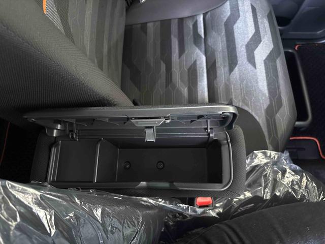 タントファンクロスターボ４ＷＤ　純正ナビ　バックカメラ　ステアリングスイッチ　ＬＥＤヘッドライト／フォグランプ　電動パーキングブレーキ　両側電動スライドドア　両側シートヒーター　ドライブレコーダー　ＥＴＣ　コーナーセンサー（秋田県）の中古車