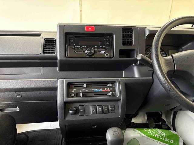 ハイゼットトラックスタンダードSAIIItパートタイム4WD 純正CD リヤコーナーセンサー LEDヘッドライト マニュアルエアコン ストロング防錆 リヤ4枚リーフスプリング VSC(横滑り防止機能) スマートアシスト(衝突安全防止機能)(秋田県)の中古車