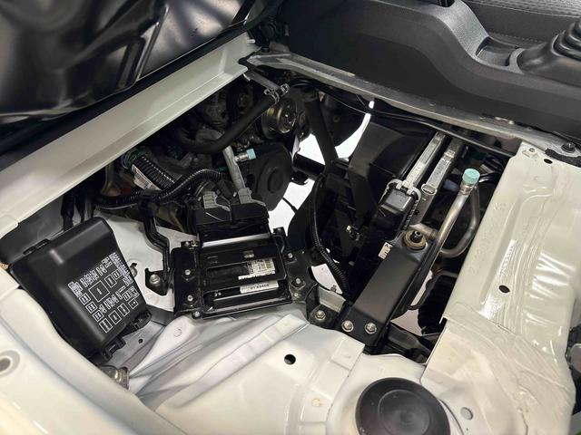 ハイゼットトラックスタンダードSAIIItパートタイム4WD 純正CD リヤコーナーセンサー LEDヘッドライト マニュアルエアコン ストロング防錆 リヤ4枚リーフスプリング VSC(横滑り防止機能) スマートアシスト(衝突安全防止機能)(秋田県)の中古車