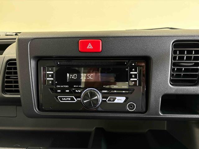 ハイゼットトラックスタンダードSAIIItパートタイム4WD 純正CD リヤコーナーセンサー LEDヘッドライト マニュアルエアコン ストロング防錆 リヤ4枚リーフスプリング VSC(横滑り防止機能) スマートアシスト(衝突安全防止機能)(秋田県)の中古車