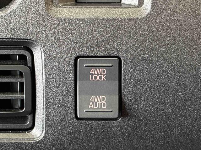 ハイゼットカーゴDX電子4WD オーディオレス ハロゲンヘッドライト マニュアルエアコン オートライト/ハイビーム キーレスエントリー 前席パワーウィンドウ コーナーセンサー(秋田県)の中古車