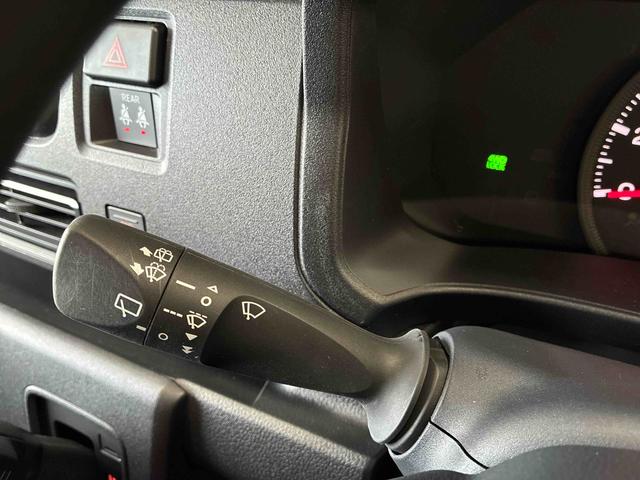 ハイゼットカーゴDX電子4WD オーディオレス ハロゲンヘッドライト マニュアルエアコン オートライト/ハイビーム キーレスエントリー 前席パワーウィンドウ コーナーセンサー(秋田県)の中古車