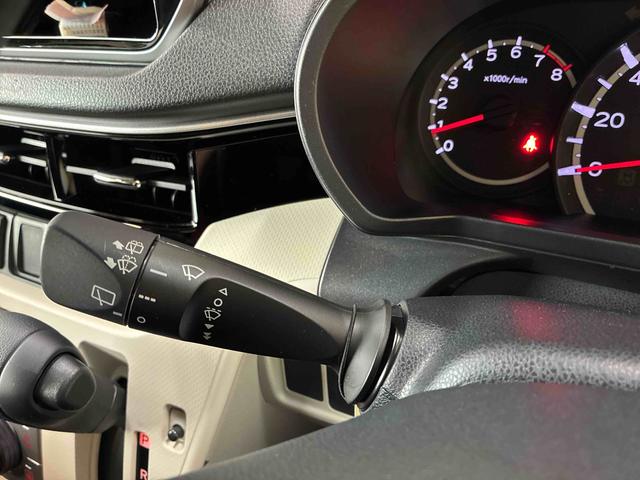 ムーヴＸリミテッドII　ＳＡIII４ＷＤ　スマアシＩＩＩ（衝突回避支援システム）　オートライト　ＬＥＤヘッドランプ　キーフリー　純正リモスタ／アルミホイール　運転席チルトステアリング／シートリフター／シートヒーター　バックカメラ（秋田県）の中古車