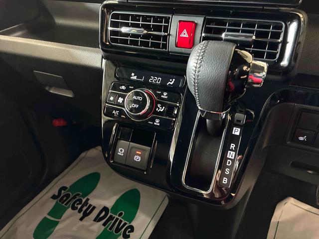 タントカスタムRS4WD 純正ナビ バックカメラ ステアリングスイッチ ドライブレコーダー リモコンエンジンスターター LEDヘッドランプ/フォグランプ 両側電動スライドドア 両側シートヒーター チルトステアリング(秋田県)の中古車