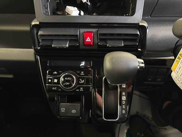 タントカスタムＸ４ＷＤ　オーディオレス　バックカメラ　ステアリングスイッチ　ＬＥＤヘッドライト／フォグランプ　両側電動スライドドア　両側シートヒーター　電動パーキングブレーキ　コーナーセンサー　チルトステアリング（秋田県）の中古車