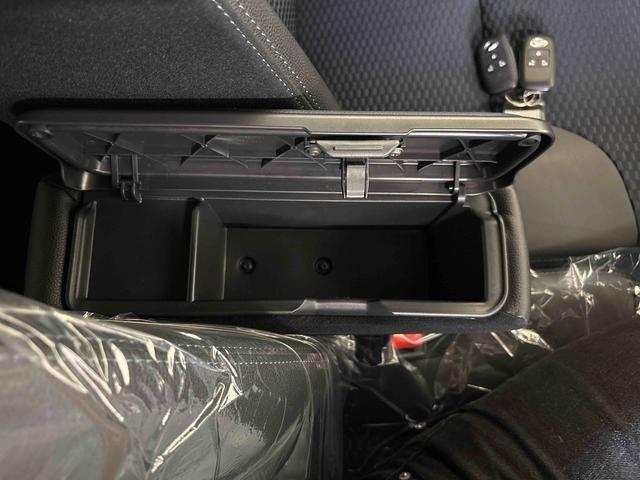 タントカスタムＸ４ＷＤ　オーディオレス　バックカメラ　ステアリングスイッチ　ＬＥＤヘッドライト／フォグランプ　両側電動スライドドア　両側シートヒーター　電動パーキングブレーキ　コーナーセンサー　チルトステアリング（秋田県）の中古車