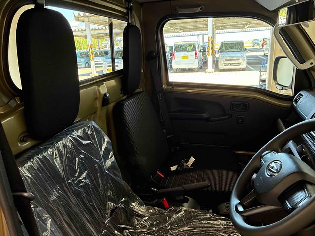 ハイゼットトラックＥＸＴ電子４ＷＤ　純正ＣＤ　マニュアルエアコン　キーフリーシステム　ハロゲンヘッドライト　ＬＥＤフォグランプ　荷台作業灯　電動格納ドアミラー　リヤ４枚リーフスプリング　ストロング防錆　オートライト（秋田県）の中古車