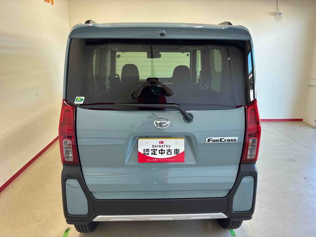タントファンクロス　ｅｃｏＩＤＬＥ非装着車４ＷＤ　ディスプレーオーディオ　ＬＥＤヘッドライト／フォグランプ　両側電動スライドドア　両側シートヒーター　バックカメラ　ステアリングスイッチ　オートエアコン／ライト／電動ドアミラー／ハイビーム（秋田県）の中古車