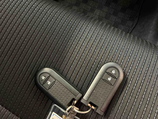 ムーヴＸリミテッドII　ＳＡIII２ＷＤ　スマアシＩＩＩ（衝突安全防止機能）　純正ＣＤ／アルミホイール　バックカメラ　キーフリー　オートエアコン／ライト　ＬＥＤヘッドランプ　チルトステアリング　シートリフター　運転席シートヒーター（秋田県）の中古車
