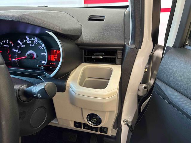 ムーヴＸリミテッド　ＳＡIII４ＷＤ　オーディオレス　ハロゲンヘッドライト　キーフリーシステム　オートエアコン／ライト／電動ドアミラー／ハイビーム　運転席シートヒーター　チルトステアリング　運転席シートリフター　純正アルミホイール（秋田県）の中古車