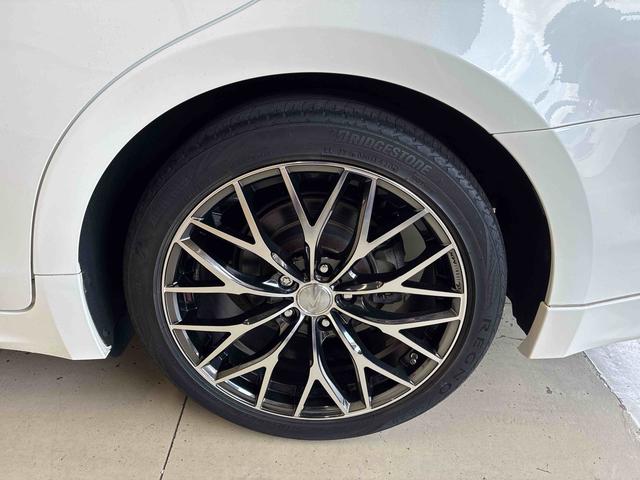 クラウンハイブリッドアスリートＳ　Ｆｏｕｒ　Ｊ−フロンティア４ＷＤ　衝突安全防止機能　ナビ　バックカメラ　キーフリー　オートエアコン／ライト　ＬＥＤヘッド／フォグランプ　クルーズコントロール　社外ドラレコ／リモスタ／１８インチアルミ　チルトステアリング（秋田県）の中古車