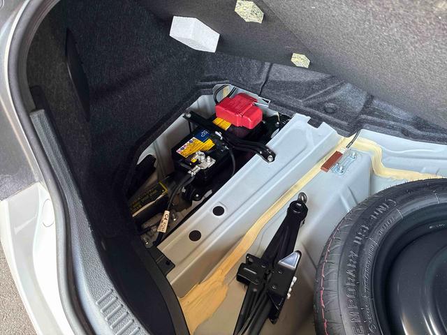 クラウンハイブリッドアスリートＳ　Ｆｏｕｒ　Ｊ−フロンティア４ＷＤ　衝突安全防止機能　ナビ　バックカメラ　キーフリー　オートエアコン／ライト　ＬＥＤヘッド／フォグランプ　クルーズコントロール　社外ドラレコ／リモスタ／１８インチアルミ　チルトステアリング（秋田県）の中古車