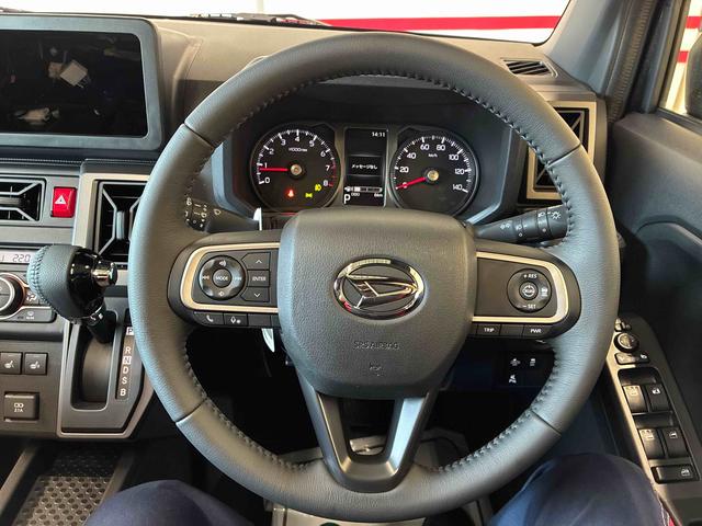タフトG ダーククロムベンチャー eco IDLE非装着車4WD オーディオレス バックカメラ ステアリングスイッチ LEDヘッドライト/フォグランプ クルーズコントロール コーナーセンサー 両側シートヒーター チルトステアリング 運転席シートリフター(秋田県)の中古車