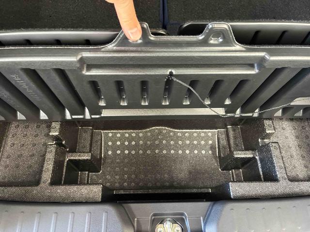 ムーヴキャンバスセオリーＸ４ＷＤ　オーディオレス　ハロゲンヘッドライト　両側電動スライドドア　バックカメラ　ステアリングスイッチ　オートエアコン／ライト／ハイビーム／電動ドアミラー　チルトステアリング　運転席シートリフター（秋田県）の中古車