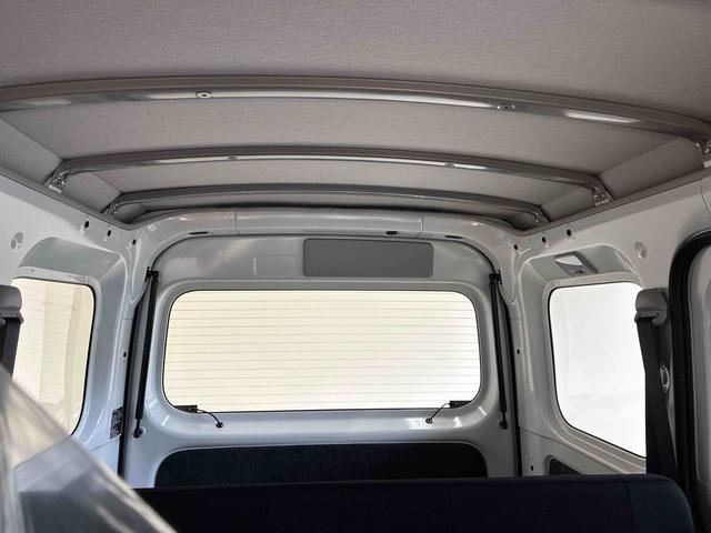 ハイゼットカーゴＤＸ電子制御式４ＷＤ　スマアシ（衝突安全防止機能）　純正ＡＭＦＭチューナー　両側スライドドア　キーレス　マニュアルエアコン　オートライト　ハロゲンヘッドランプ　パワーウィンドウ　コーナーセンサー（秋田県）の中古車