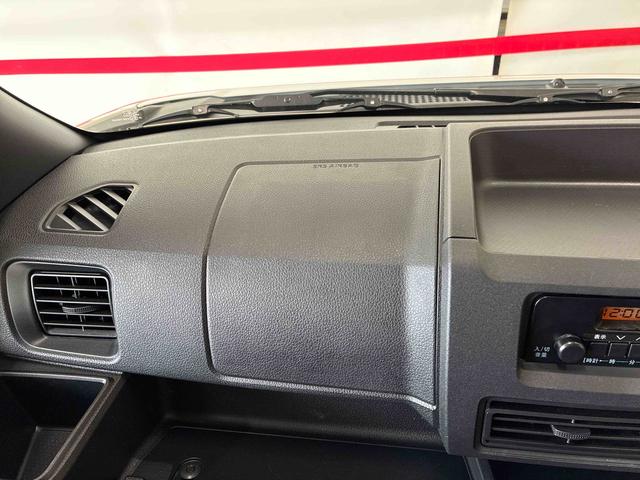 ハイゼットカーゴＤＸ電子制御式４ＷＤ　スマアシ（衝突安全防止機能）　純正ＡＭＦＭチューナー　両側スライドドア　キーレス　マニュアルエアコン　オートライト　ハロゲンヘッドランプ　パワーウィンドウ　コーナーセンサー（秋田県）の中古車