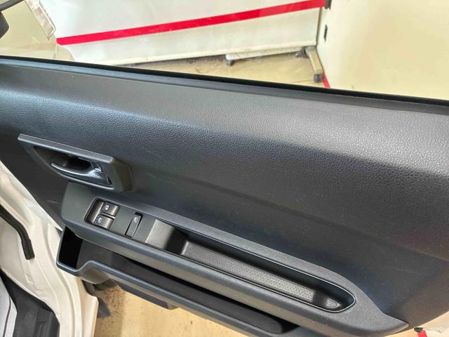 ハイゼットカーゴＤＸ電子制御式４ＷＤ　スマアシ（衝突安全防止機能）　純正ＡＭＦＭチューナー　両側スライドドア　キーレス　マニュアルエアコン　オートライト　ハロゲンヘッドランプ　パワーウィンドウ　コーナーセンサー（秋田県）の中古車