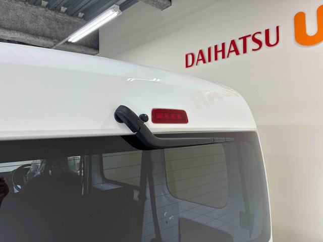 ハイゼットカーゴＤＸ電子制御式４ＷＤ　スマアシ（衝突安全防止機能）　純正ＡＭＦＭチューナー　両側スライドドア　キーレス　マニュアルエアコン　オートライト　ハロゲンヘッドランプ　パワーウィンドウ　コーナーセンサー（秋田県）の中古車