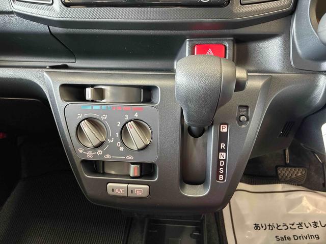 ミライースＬ　ＳＡIII４ＷＤ　純正ＣＤ　ハロゲンヘッドライト　キーレスエントリー　マニュアルエアコン　オートライト／ハイビーム　コーナーセンサー　ＶＳＣ（横滑り防止機能）　スマートアシスト（衝突安全防止機能）（秋田県）の中古車