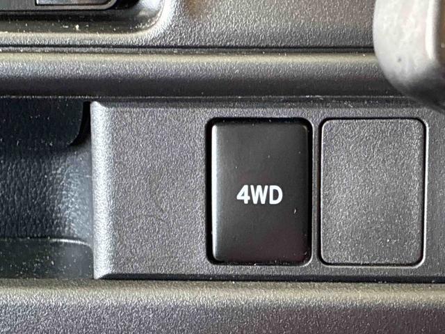 ハイゼットカーゴクルーズターボＳＡIIIパートタイム４ＷＤ　スマアシＩＩＩ（衝突安全防止機能）　純正ナビ　両側スライドドア　キーレス　マニュアルエアコン　ＬＥＤヘッドランプ　パワーウィンドウ　コーナーセンサー（リヤ）　デュアルエアバッグ（秋田県）の中古車