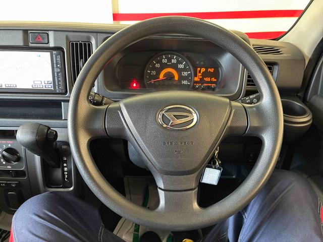 ハイゼットカーゴクルーズターボＳＡIIIパートタイム４ＷＤ　スマアシＩＩＩ（衝突安全防止機能）　純正ナビ　両側スライドドア　キーレス　マニュアルエアコン　ＬＥＤヘッドランプ　パワーウィンドウ　コーナーセンサー（リヤ）　デュアルエアバッグ（秋田県）の中古車