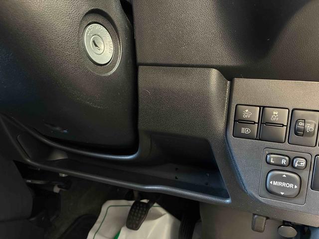 ハイゼットカーゴクルーズターボＳＡIIIパートタイム４ＷＤ　スマアシＩＩＩ（衝突安全防止機能）　純正ナビ　両側スライドドア　キーレス　マニュアルエアコン　ＬＥＤヘッドランプ　パワーウィンドウ　コーナーセンサー（リヤ）　デュアルエアバッグ（秋田県）の中古車