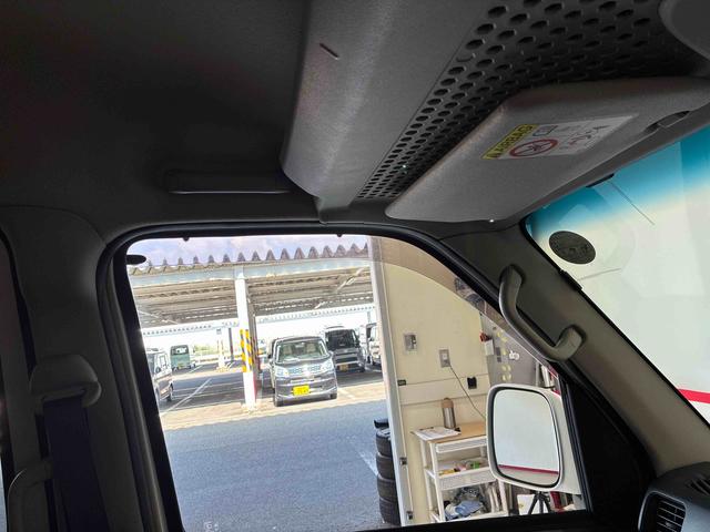 ハイゼットカーゴクルーズターボＳＡIIIパートタイム４ＷＤ　スマアシＩＩＩ（衝突安全防止機能）　純正ナビ　両側スライドドア　キーレス　マニュアルエアコン　ＬＥＤヘッドランプ　パワーウィンドウ　コーナーセンサー（リヤ）　デュアルエアバッグ（秋田県）の中古車