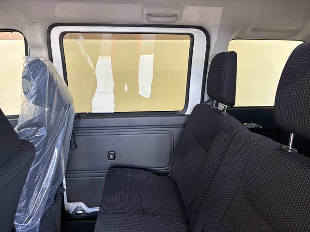 ハイゼットカーゴクルーズターボＳＡIIIパートタイム４ＷＤ　スマアシＩＩＩ（衝突安全防止機能）　純正ナビ　両側スライドドア　キーレス　マニュアルエアコン　ＬＥＤヘッドランプ　パワーウィンドウ　コーナーセンサー（リヤ）　デュアルエアバッグ（秋田県）の中古車