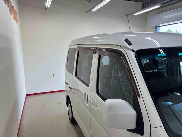ハイゼットカーゴクルーズターボＳＡIIIパートタイム４ＷＤ　スマアシＩＩＩ（衝突安全防止機能）　純正ナビ　両側スライドドア　キーレス　マニュアルエアコン　ＬＥＤヘッドランプ　パワーウィンドウ　コーナーセンサー（リヤ）　デュアルエアバッグ（秋田県）の中古車