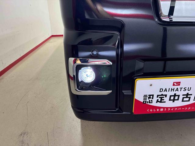 ハイゼットトラックジャンボエクストラパートタイム４ＷＤ　スマアシ（衝突安全防止機能）　キーフリー　マニュアルエアコン　オートライト　ＬＥＤヘッドランプ／フォグランプ　パワーウィンドウ　ストロング防錆パック　荷台灯　電動格納式ミラー（秋田県）の中古車