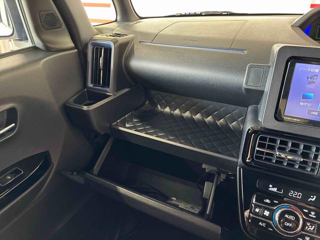 タントカスタムXスタイルセレクション4WD スマアシ(衝突安全防止機能) 純正ナビ 両側パワースライドドア キーフリー オートエアコン/ライト LEDヘッド/フォグランプ バックカメラ チルトステアリング シートリフター(秋田県)の中古車