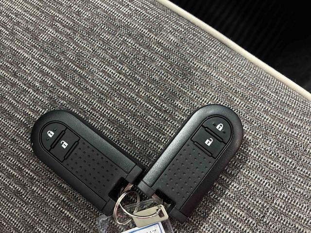 ミラトコットＧ　ＳＡIII４ＷＤ　スマアシＩＩＩ（衝突安全防止機能）　純正ナビ　全周囲カメラ　キーフリー　オートエアコン／ライト　ＬＥＤヘッドランプ　チルトステアリング　シートリフター　ＥＴＣ　サイドエアバッグ　シートヒーター（秋田県）の中古車