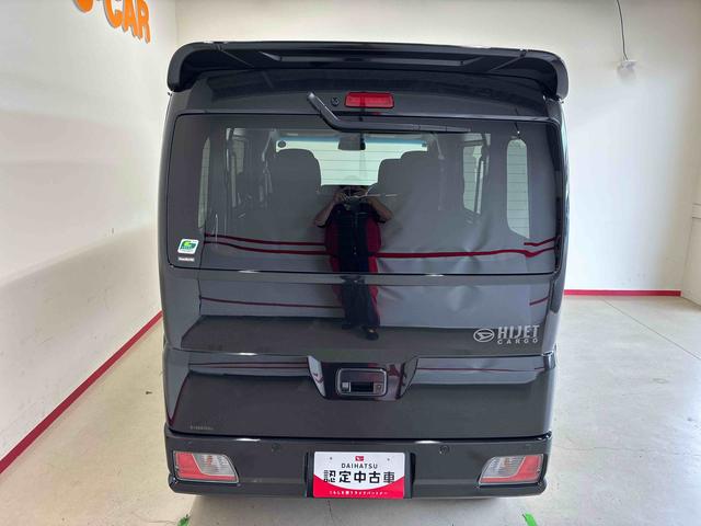 ハイゼットカーゴクルーズ電子制御式４ＷＤ　スマアシ（衝突安全防止機能）純正ディスプレイオーディオ　バックカメラ　両側スライドドア　キーフリー　マニュアルエアコン　オートライト　ＬＥＤヘッド／フォグランプ　電動格納式ドアミラー（秋田県）の中古車