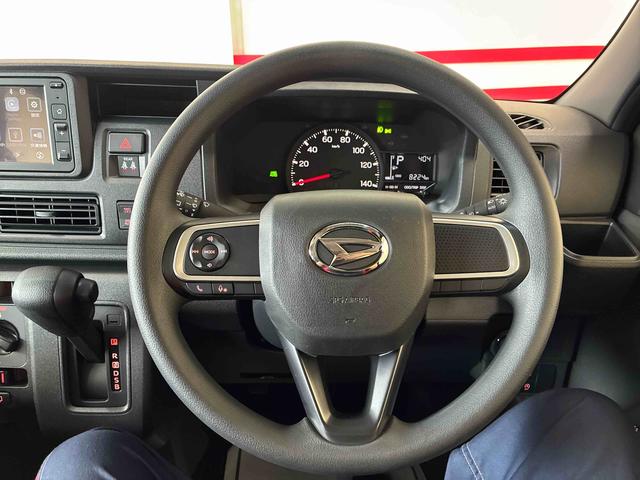 ハイゼットカーゴクルーズ電子制御式４ＷＤ　スマアシ（衝突安全防止機能）純正ディスプレイオーディオ　バックカメラ　両側スライドドア　キーフリー　マニュアルエアコン　オートライト　ＬＥＤヘッド／フォグランプ　電動格納式ドアミラー（秋田県）の中古車