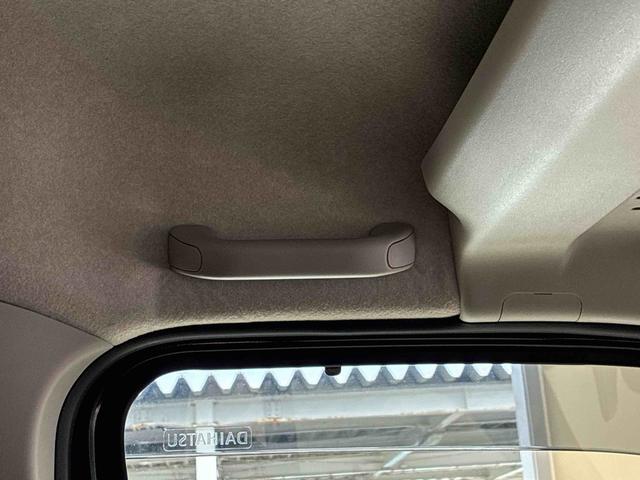 ハイゼットカーゴクルーズ電子制御式４ＷＤ　スマアシ（衝突安全防止機能）純正ディスプレイオーディオ　バックカメラ　両側スライドドア　キーフリー　マニュアルエアコン　オートライト　ＬＥＤヘッド／フォグランプ　電動格納式ドアミラー（秋田県）の中古車