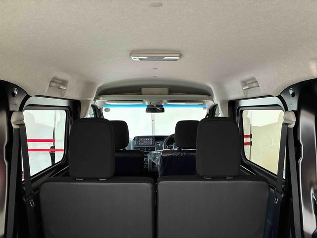 ハイゼットカーゴクルーズ電子制御式４ＷＤ　スマアシ（衝突安全防止機能）純正ディスプレイオーディオ　バックカメラ　両側スライドドア　キーフリー　マニュアルエアコン　オートライト　ＬＥＤヘッド／フォグランプ　電動格納式ドアミラー（秋田県）の中古車