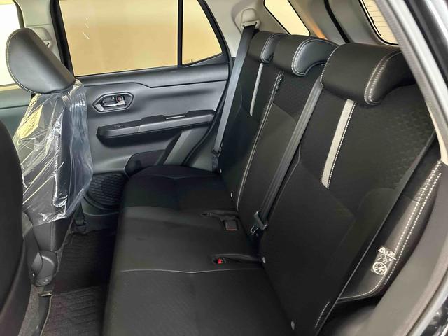 ロッキープレミアムG4WD スマアシ(衝突安全防止機能)純正ナビ/ドラレコ 全周囲カメラ TVコントロールキット キーフリー オートエアコン/ライト LEDヘッド/フォグランプ クルーズコントロール リヤフォグランプ(秋田県)の中古車