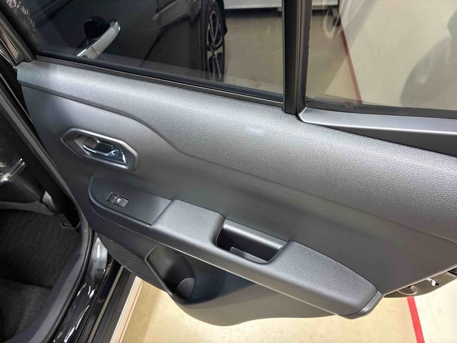 ロッキープレミアムG4WD スマアシ(衝突安全防止機能)純正ナビ/ドラレコ 全周囲カメラ TVコントロールキット キーフリー オートエアコン/ライト LEDヘッド/フォグランプ クルーズコントロール リヤフォグランプ(秋田県)の中古車