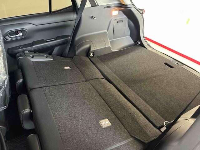ロッキープレミアムG4WD スマアシ(衝突安全防止機能)純正ナビ/ドラレコ 全周囲カメラ TVコントロールキット キーフリー オートエアコン/ライト LEDヘッド/フォグランプ クルーズコントロール リヤフォグランプ(秋田県)の中古車